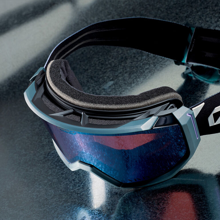 Close up of the top of the Revolt Pro Goggle