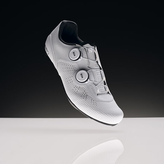 How to choose the best cycling shoes